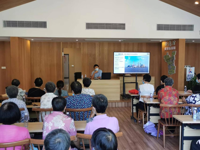 基因中心科技人员到金山区漕泾镇开展节水抗旱稻与生菜技术指导培训